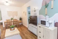 Cozy Guesthouse Close to Parks, 20 min to U of O , 8 min to Airport