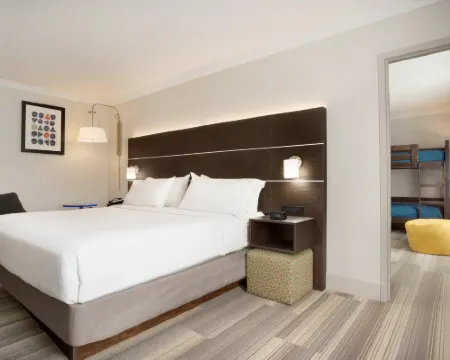 Holiday Inn Express & Suites DALLAS NE - ALLEN by IHG Hotels in Allen
