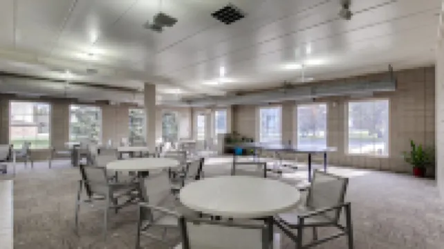 Holiday Inn Express & Suites ST。雲