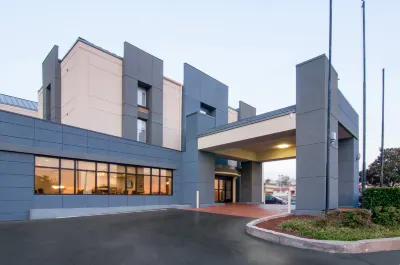 Holiday Inn Express & Suites NASHVILLE-I-40&I-24(SPENCE LN) by IHG Hotels in Nashville