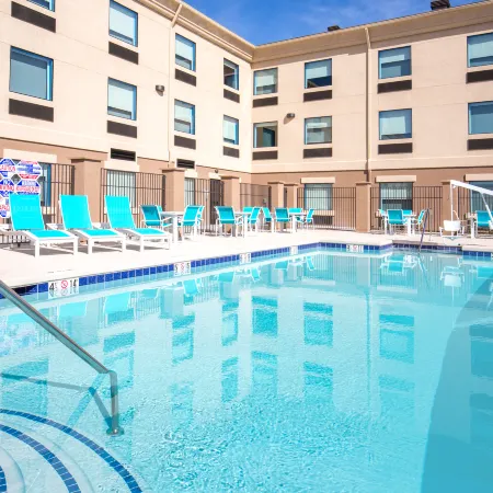 Holiday Inn Express & Suites PAHRUMP by IHG