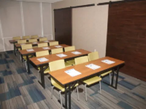 Holiday Inn Express & Suites Decatur by IHG Hotels in Decatur