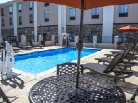 Hampton Inn Lake Hartwell Hotels in Hartwell