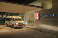 Fiesta Inn Morelia Altozano - ที่มีที่จอดรถ
