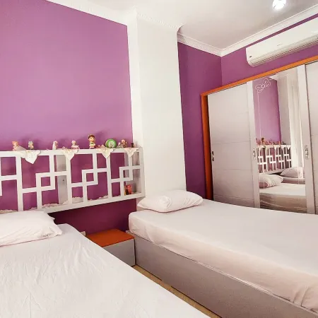 Luxurious Chalet in Hurghada with Sea Views and Pool Access