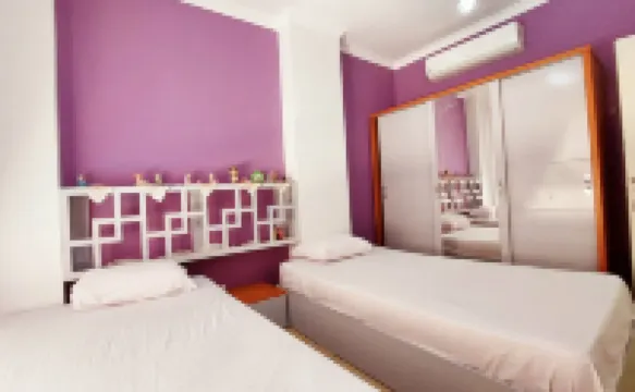 Luxurious Chalet in Hurghada with Sea Views and Pool Access
