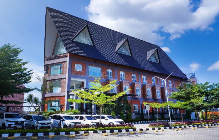 SAPADIA HOTEL SIANTAR