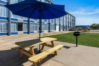 Days Inn by Wyndham Cambridge Hotels in Richland Township