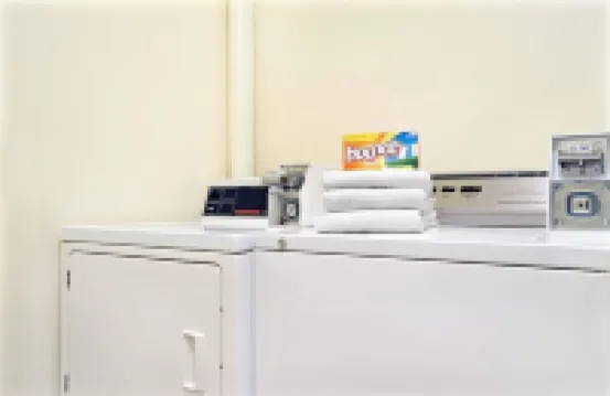 River Hill Inn & Suites