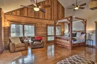 Hot Tub, Grill: Hilltop Log Cabin in Hot Springs! - 3-Star