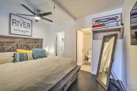 Parker Studio Nestled on the Colorado River!