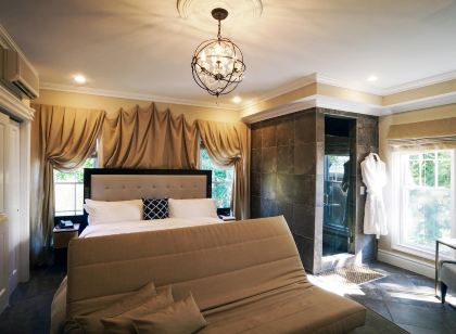 孔雀旅館-阿桑德連鎖飯店