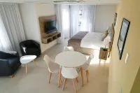 Ramada Residences by Wyndham Puerto Madryn CQ Parry Hôtels à : 