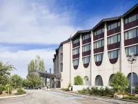 Hôtel Mercure Beaune Centre Hotels near Boutique Wine Market