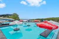 Cozy Condo at Rock Lane Resort - 수영장