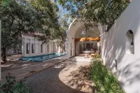 Le Casa Lion Resort A Premium Resort in Sasan Gir 吉爾索姆納特縣住宿飯店