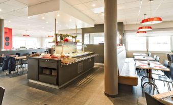 Ibis Brussels Waterloo