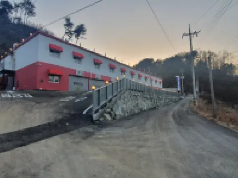 Hoengseong Self Check-in Motel Drive-IN Hoteles cerca de Aeropuerto de Wonju