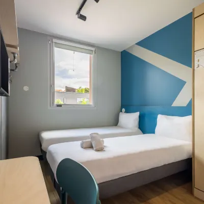 Ibis Budget Nanterre la Défense Hotels near U Arena