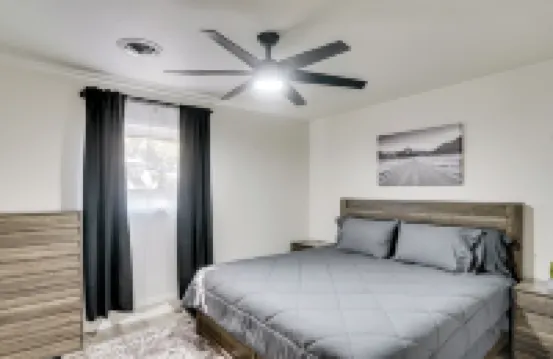 後院和遊戲室！位於米德蘭中心的家