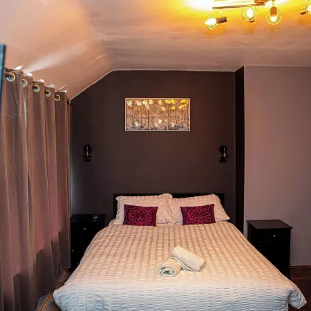 Home in Manchester near Etihad Stadium Отели в г. Теймсайд