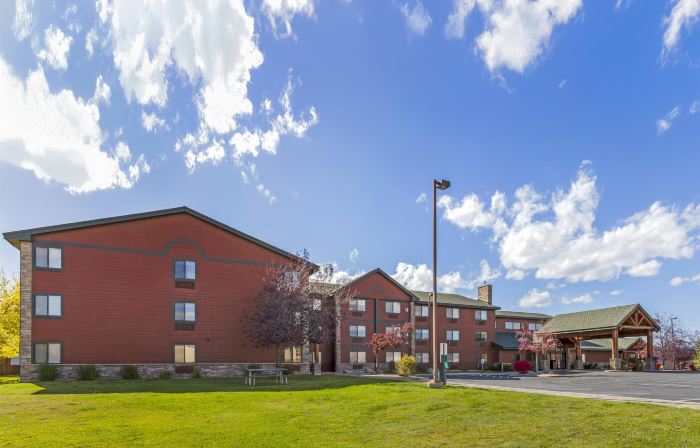 Best Western Plus McCall Lodge  Suites