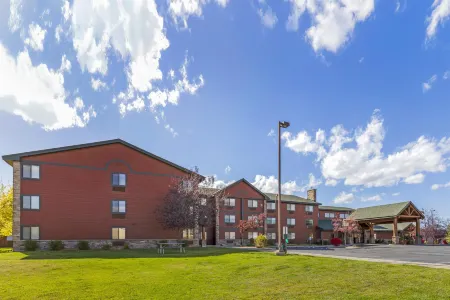 Best Western Plus McCall Lodge  Suites