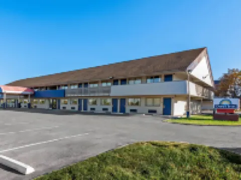 Days Inn by Wyndham Independence Hotels in Independence