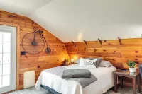 Beatrice Studio w/ Fire Pit: Near Golf! - parking
