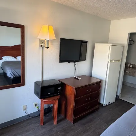 Newnan Nook