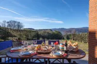La Luna Nel Lago Lake View Garden - Happy Rentals - Homestay