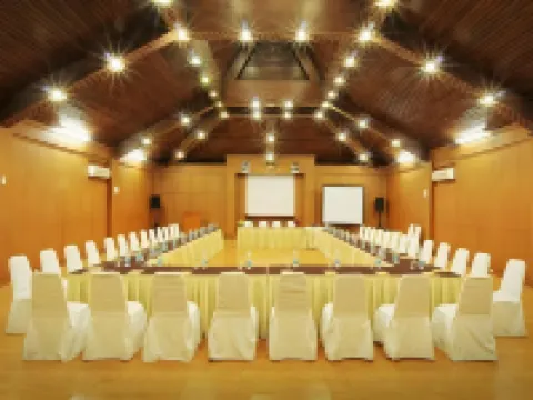 Tirtagangga Hot Spring Resort