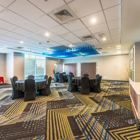 Holiday Inn Express & Suites Nashville North - Springfield by IHG