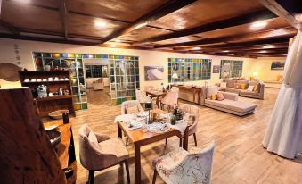 Pink Flamingo Boutique Hotel