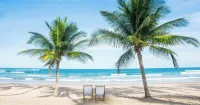 Luxe 2 King Ensuites. Salt Pool/Spa. Near Beach, Shops & Food. New with 4 Kings!