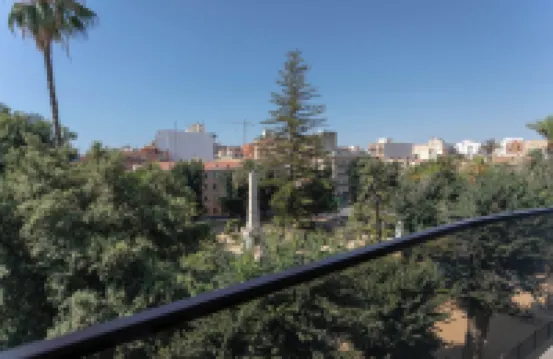 Reina Victoria La Plaza 2