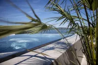 Hotel Riviera - Pools