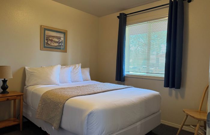 Mountain Landing Suites & RV Park