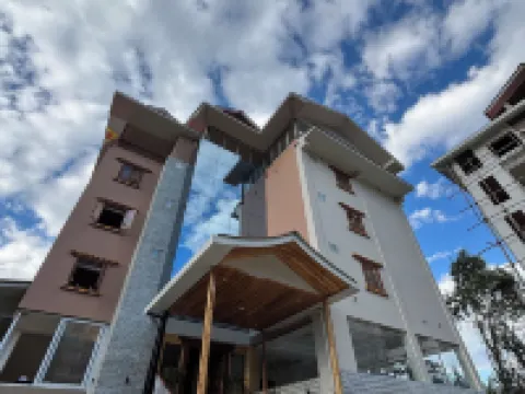 Wisteria Crystal Manor Hotels in Pelling