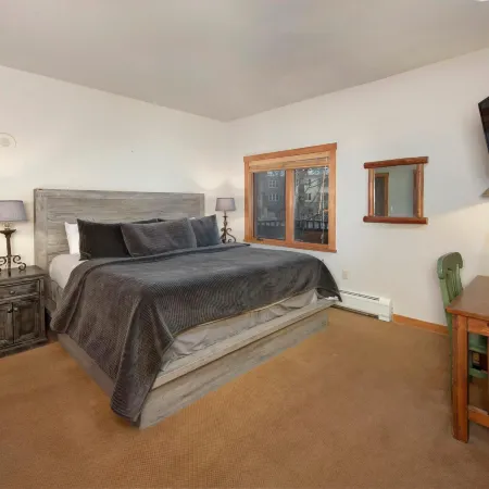 Arapahoe Lodge 1 Bed 2 Bath