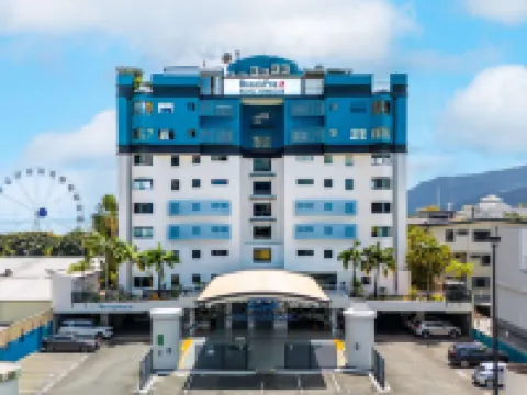 BreakFree Royal Harbour