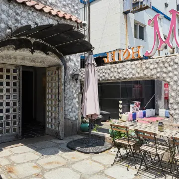 Shinchon Grand Отели рядом с достопримечательностью «Храм Кванхындан»