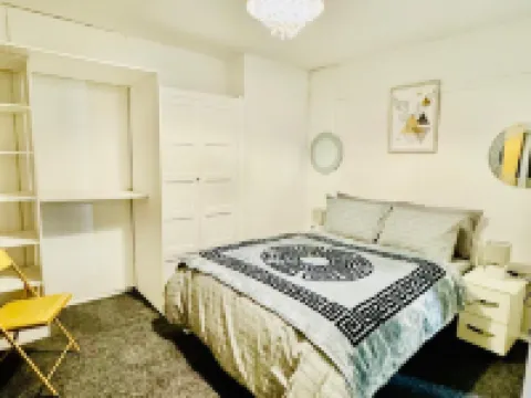 Birmingham 3 Bedrooms- Sleeps 6- Free Parking Hotels in Kidderminster