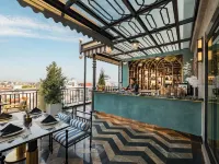 HOTEL du LAC SIGNATURE - 5-Star