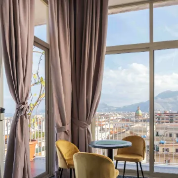 Skyline Boutique Hotel