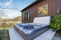 Hillside Haven on expansive grounds, heated pool, firepit, bocce court and more!