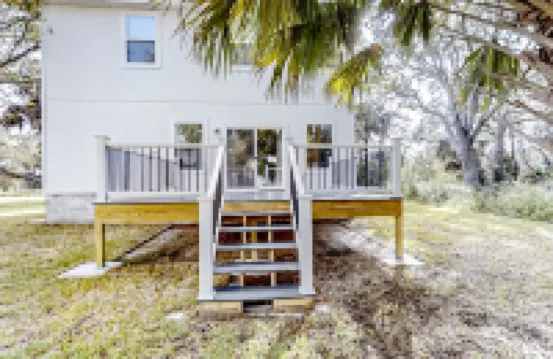 Newly-built 2-story Home Near the Ocean With Patio, Washer/dryer, Streaming