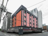 Suwon Noblesse Hotels in Suwon