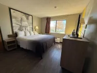 Days Inn & Suites by Wyndham Colorado City/I-20 Hotels in Mitchell County