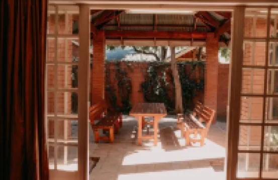 라 로나 호스피탈리티 서비스